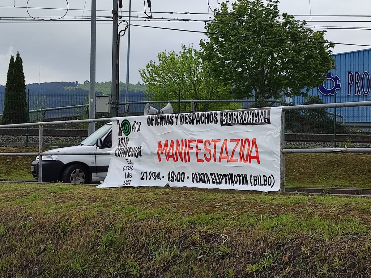 lab_ide's tweet photo. Ostegunean bulegoetako hitzarmenaren alde #Bilbo-ko kaleak beteko ditugu. 
19:00etan Moyuan ikusten gara.
#bulegoakborrokan 

🚨 10 URTE HITZARMEN GABE!! 🚨 https://t.co/0gCQ18r24g