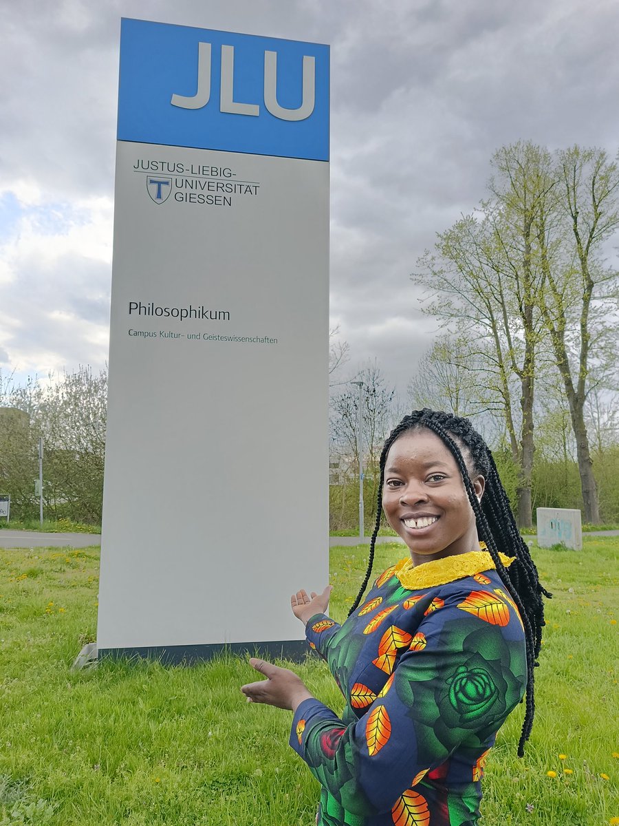 the_ecofeminist's tweet photo. #Fellow
#PlanetarySpaces
#LakeChad
#Panelonplanetarythinking
#JLU https://t.co/bmR101ybPy