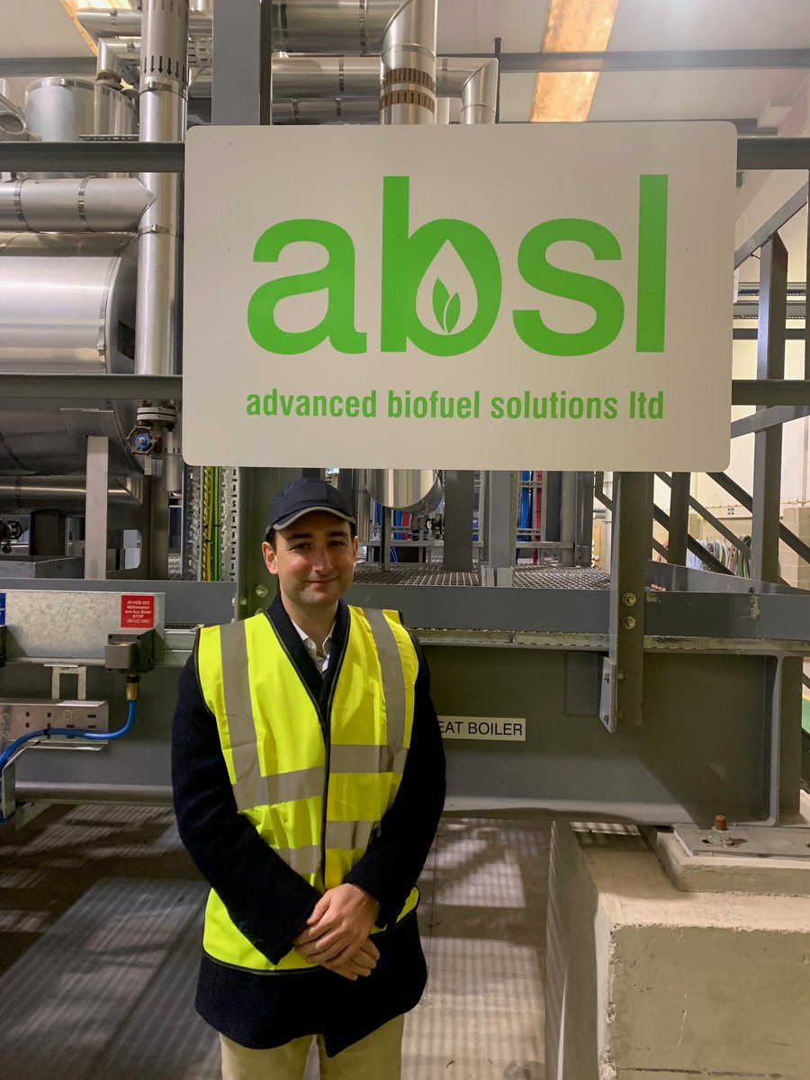GoldbergNic's tweet photo. Visite de site industriel : j'étais à Swindon au Royaume-Uni, invité par @GRDF et ABSL, pour visiter l'un des premiers "pyrogazéificateurs" permettant de produire du gaz neutre en carbone à partir de déchets solides

Petite visite guidée et thread sur les gaz verts ⤵️ https://t.co/MFTX8vCw1B
