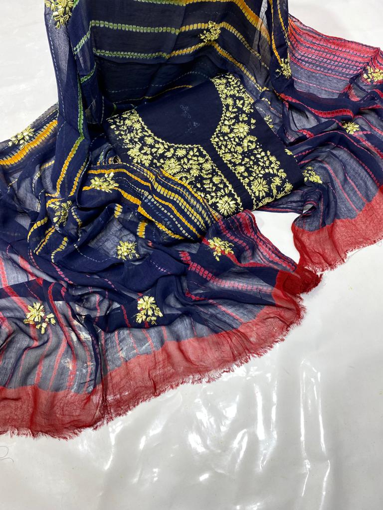 Inayafatima5's tweet photo. Tradional Gotta Work lawn shirt Trouser with chiffon crush tie &amp; Dai Dupatta🎊* 
   3 Pcs
       Shirt dupatta &amp; Trouser 
  Fabric lawn woth chiffon Tai &amp; Dai Dupatta 
   *💰Price only 2750💰*
#inaya_boutique_center 
#CashOnDelivery 
#ForOrder 
#WhatsAppNo 
0314 6357358 https://t.co/Ou89Mjt1kr