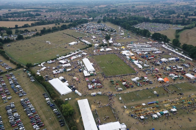 Will you be going to The Moreton Show this year? We will be back there on Saturday the 2nd September. Come and say hello #worcestershirehour