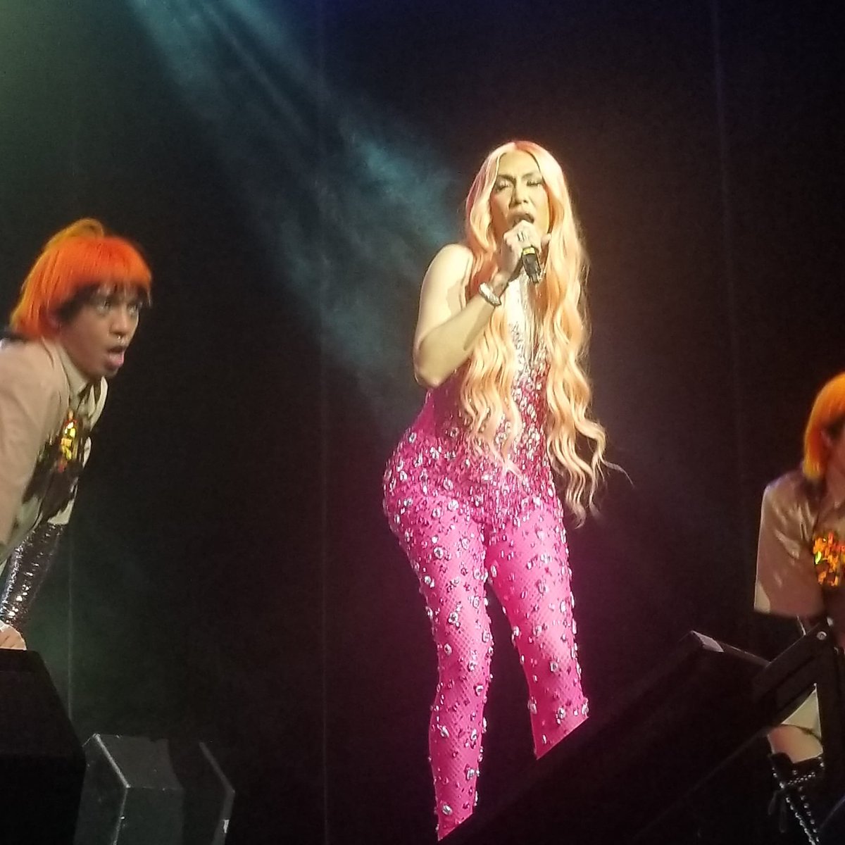 ViFeelings's tweet photo. LOOOOVE
#VGfulConcertTour | #VGful | #ViceGanda https://t.co/hr3S06q8BS