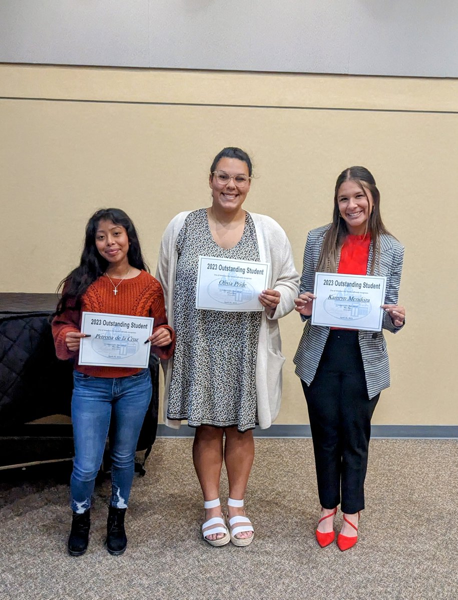 Kamryn Mendoza is the 2023 Outstanding Student recipient! She was selected from area nominees. Kamryn will receive a $1,000 scholarship from the City of Arkansas City. Olivia Pride &amp; Petrona de la Cruz were also honored for their nominations.  #BulldogPRIDE!