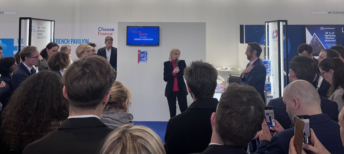 AgnesRunacher's tweet photo. #WindEurope2023 | Présente aujourd’hui à Copenhague aux côtés des acteurs de l’éolien en mer pour promouvoir cette source d’énergie décarbonée et faire prospérer une véritable filière « made in Europe », cohérente avec nos objectifs climatiques. https://t.co/QGw4twhA8f