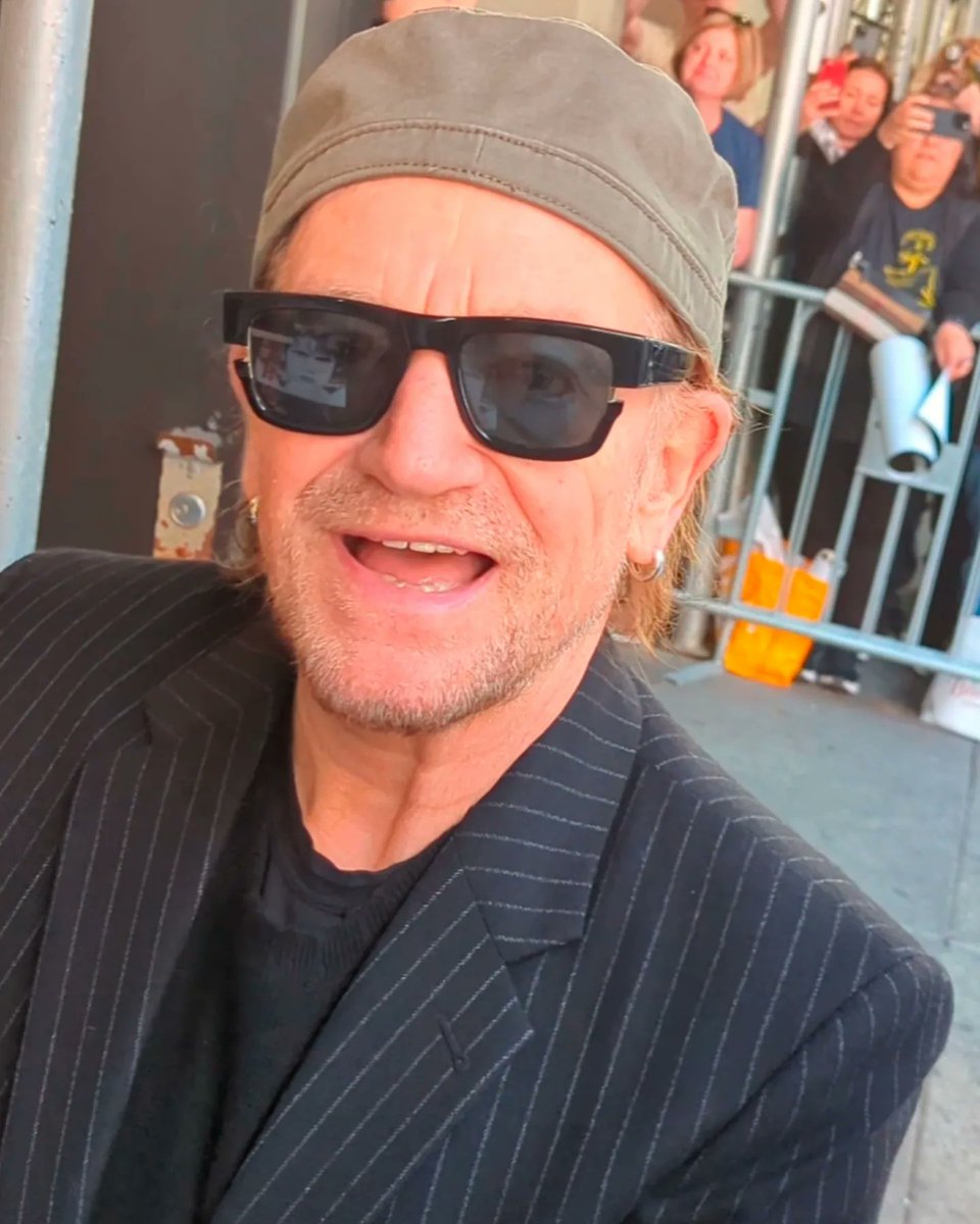 bonoisagod's tweet photo. 35 years...
Been dreaming out loud this whole time and it happened.
My moment.
It went like this...
Swipe.
#bono #mylove #bonoandshan #april212023 #mymoment
😎💚☘️🥹🤗
@u2 #themightyrivershannon #bonoatthebeacon #bonosurrender https://t.co/0T9KZOGBzV