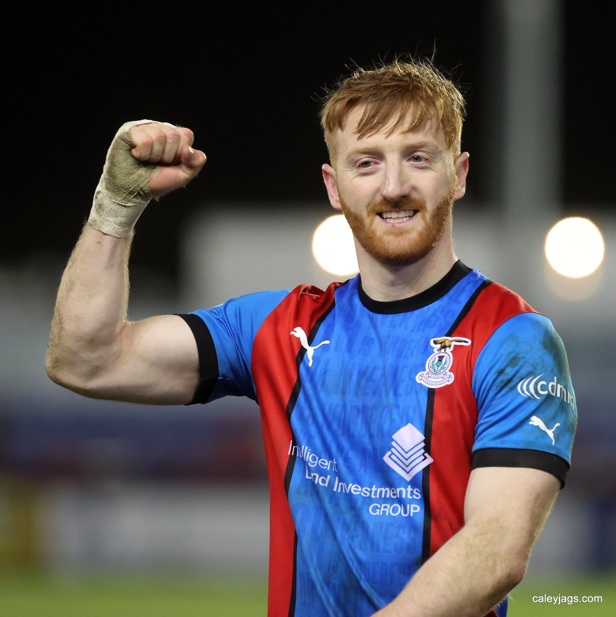 👏 🔴🔵 Congratulations to <a href="/DaveyCarson8/">David Carson</a> as he is named in the <a href="/spfl/">SPFL</a> #TOTW