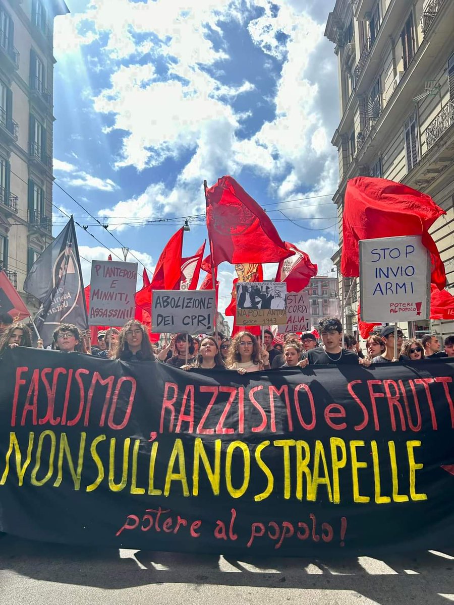 #Napoli #antifascismo #AntifascistiSempre