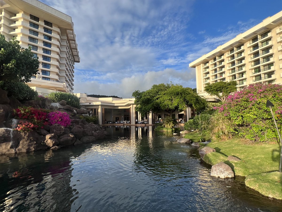 Hello Everyone,
This is the admin for IEEE SMC Society new twitter account! We will be posting regular updates and buckling up our online presence! 

Come join us at IEEE SMC 2023 at Hawaii in October.
ieeesmc2023.org
