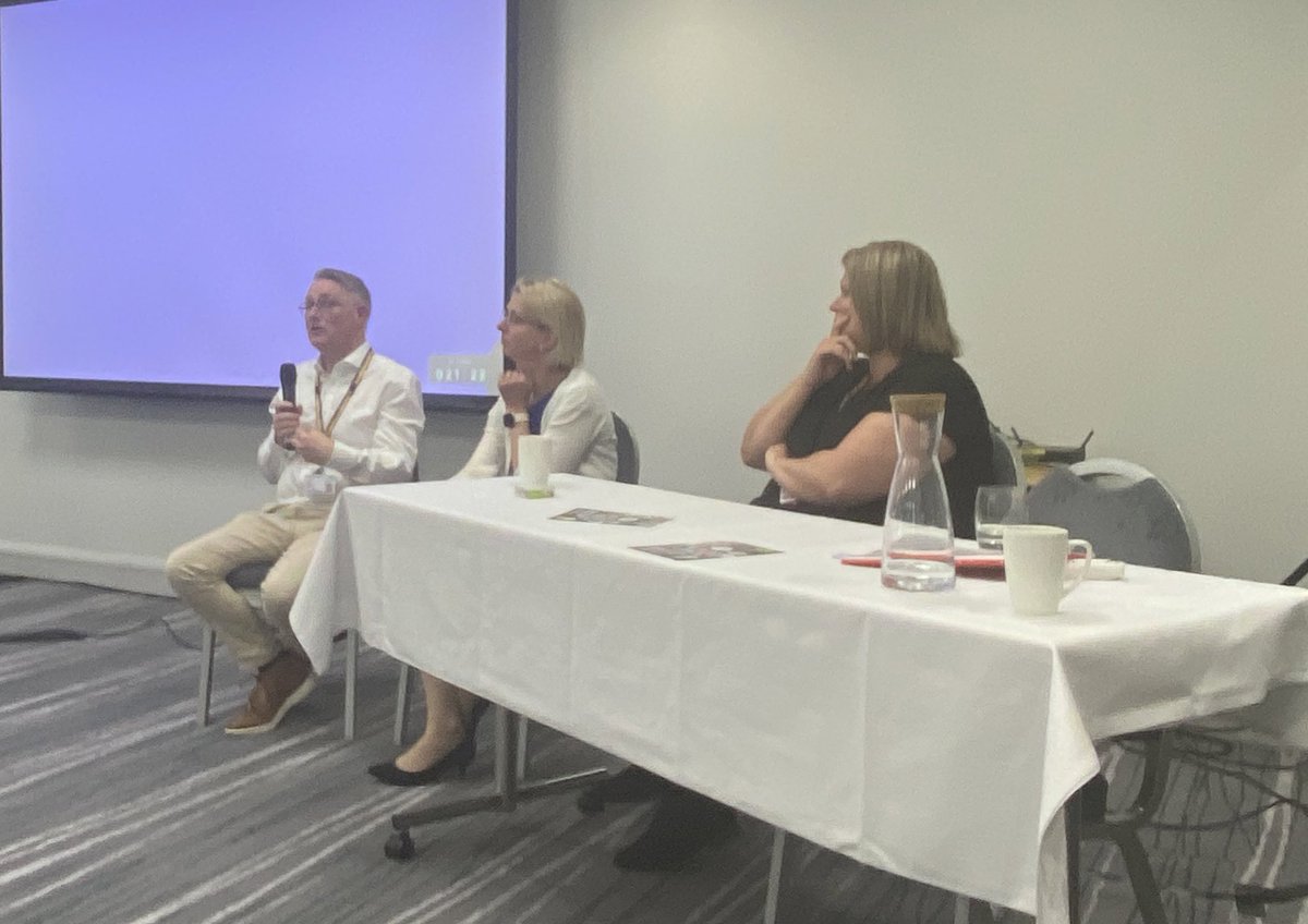 Thank you <a href="/susannarayner78/">Susanna  Rayner (Preedy)</a> <a href="/JoPerry4334/">Jo Perry</a> and John for answering some difficult questions from the group in the Q&amp;A session. Demonstrating compassionate leadership and having open and honest conversations 🙌 Another great conference @AceShft 🤩 @Southern_NHSFT