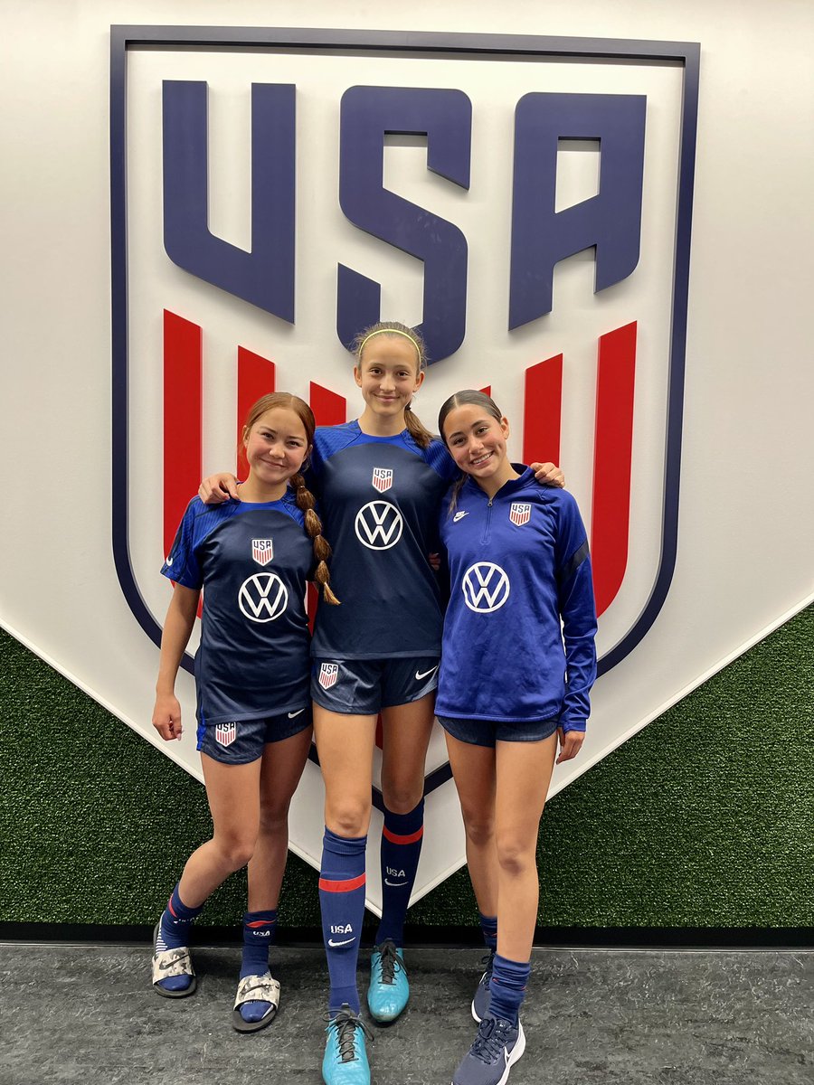Pearl Cecil (@po_cecil) on Twitter photo Had another great week to learn and improve!! Thank you players and coaches #U15WYNT 🇺🇸🇺🇸🇺🇸
<a href="/ECNLgirls/">ECNL Girls</a>
<a href="/PrepSoccer/">Prep Soccer ⚽️</a>
<a href="/scoutingzone/">ScoutingZone®</a>
<a href="/ImCollegeSoccer/">College Soccer Truth ™</a> <a href="/ImYouthSoccer/">ECNL/GA/Recruiting/College Soccer</a> <a href="/TopDrawerSoccer/">TopDrawerSoccer</a> Had another great week to learn and improve!! Thank you players and coaches #U15WYNT 🇺🇸🇺🇸🇺🇸
<a href="/ECNLgirls/">ECNL Girls</a>
<a href="/PrepSoccer/">Prep Soccer ⚽️</a>
<a href="/scoutingzone/">ScoutingZone®</a>
<a href="/ImCollegeSoccer/">College Soccer Truth ™</a> <a href="/ImYouthSoccer/">ECNL/GA/Recruiting/College Soccer</a> <a href="/TopDrawerSoccer/">TopDrawerSoccer</a>
