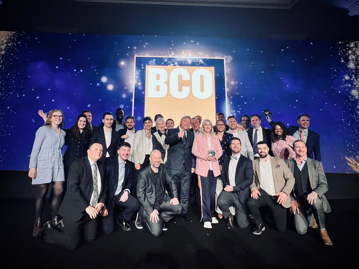 Overburyplc's tweet photo. ⭐ Congratulations to all the faces behind @EBRD’s HQ project which has taken home the ESG award at the @BCO_UK London Awards today.

Team: @perkinswill @BNPParibas  @chapmanbdsp @hoarelea @turnertownsend

#BCOAwards #ESG #environment #sustainability #governance https://t.co/7IkfmS48Ag