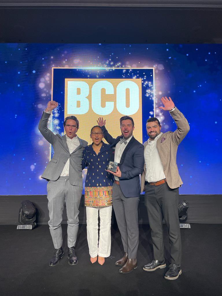Overburyplc's tweet photo. ⭐ Congratulations to all the faces behind @EBRD’s HQ project which has taken home the ESG award at the @BCO_UK London Awards today.

Team: @perkinswill @BNPParibas  @chapmanbdsp @hoarelea @turnertownsend

#BCOAwards #ESG #environment #sustainability #governance https://t.co/7IkfmS48Ag
