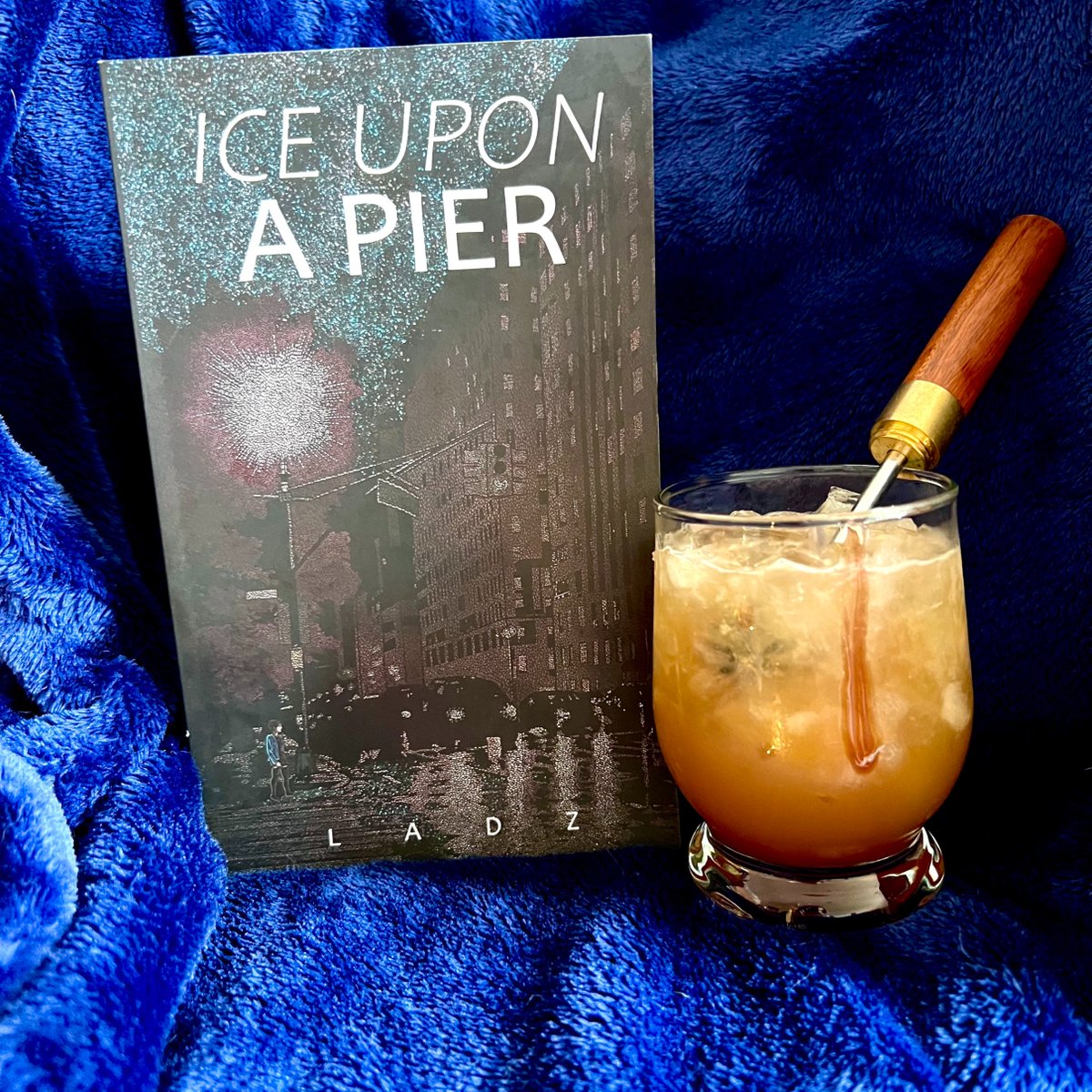 NEW VIDEO ALERT! Today on Bar Cart Bookshelf we're talking about ICE UPON A PIER by Ladz. A fantasy true crime novella: the character study of a lesbian ice mage contract killer thrills & chills. Our drink, the Contract Killer, is a frosty crushed ice cocktail with a fruity edge.