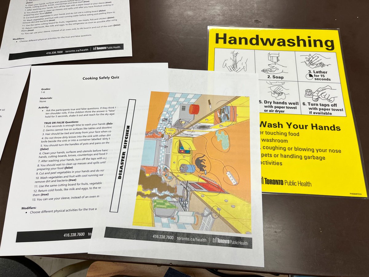 SamuelHearneMS's tweet photo. Wellness Group #leaders preparing a cooking session @TOPublicHealth reviewing #safe #food-handling #handwashing getting ready for #wellnessdays @TDSB_MHWB @LC3_TDSB https://t.co/YvZQtaN3EZ