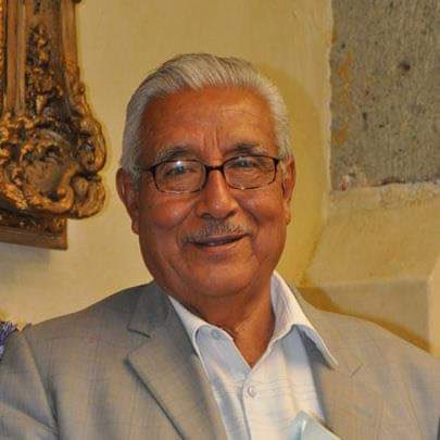 parastoo_mesri's tweet photo. Hoy, 25 de abril, en el año 2009, el Municipio de #OaxacadeJuárez  le otorgó la Medalla Donaji como ciudadano distinguido al Lic. Rubén Vasconcelos Beltrán así como el nombramiento como oaxaqueño inolvidable. El también cronista nos dejó un gran ejemplo a seguir. @RVasconcelosM https://t.co/IRZtdbViuV