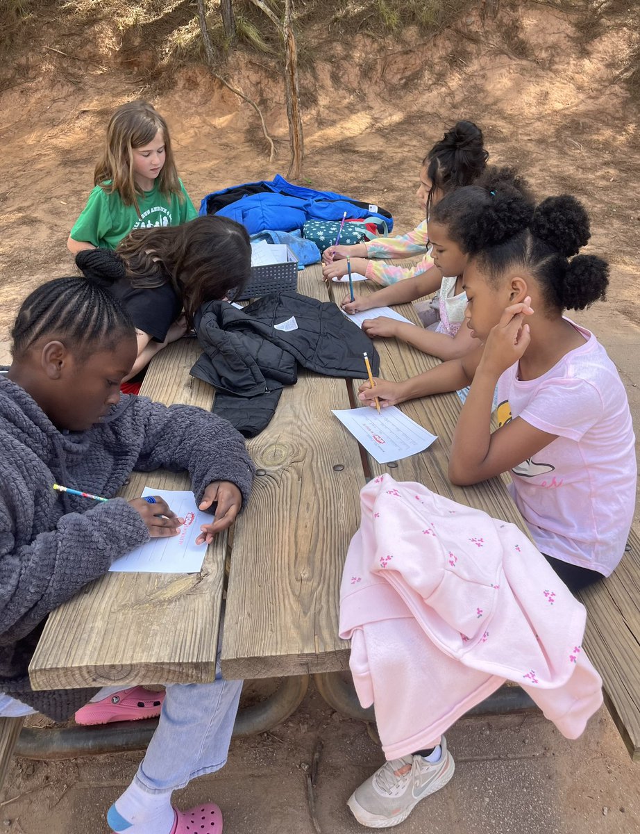 Lizzie Fragale tweet media