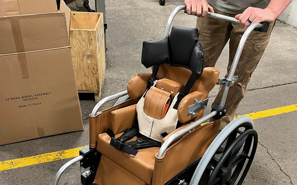 AdamsThermalFdn's tweet photo. Last week we loaded wheelchairs that will  provide mobility &amp; freedom to disabled residents in Ethiopia. MKA partnered with Central Church in SF, Hope Haven in Rock Valley, and Emmanuel Prosthetic in Soddo, Ethiopia to distribute wheelchairs to the Hosanna community in October. https://t.co/7NaVMlqUDg