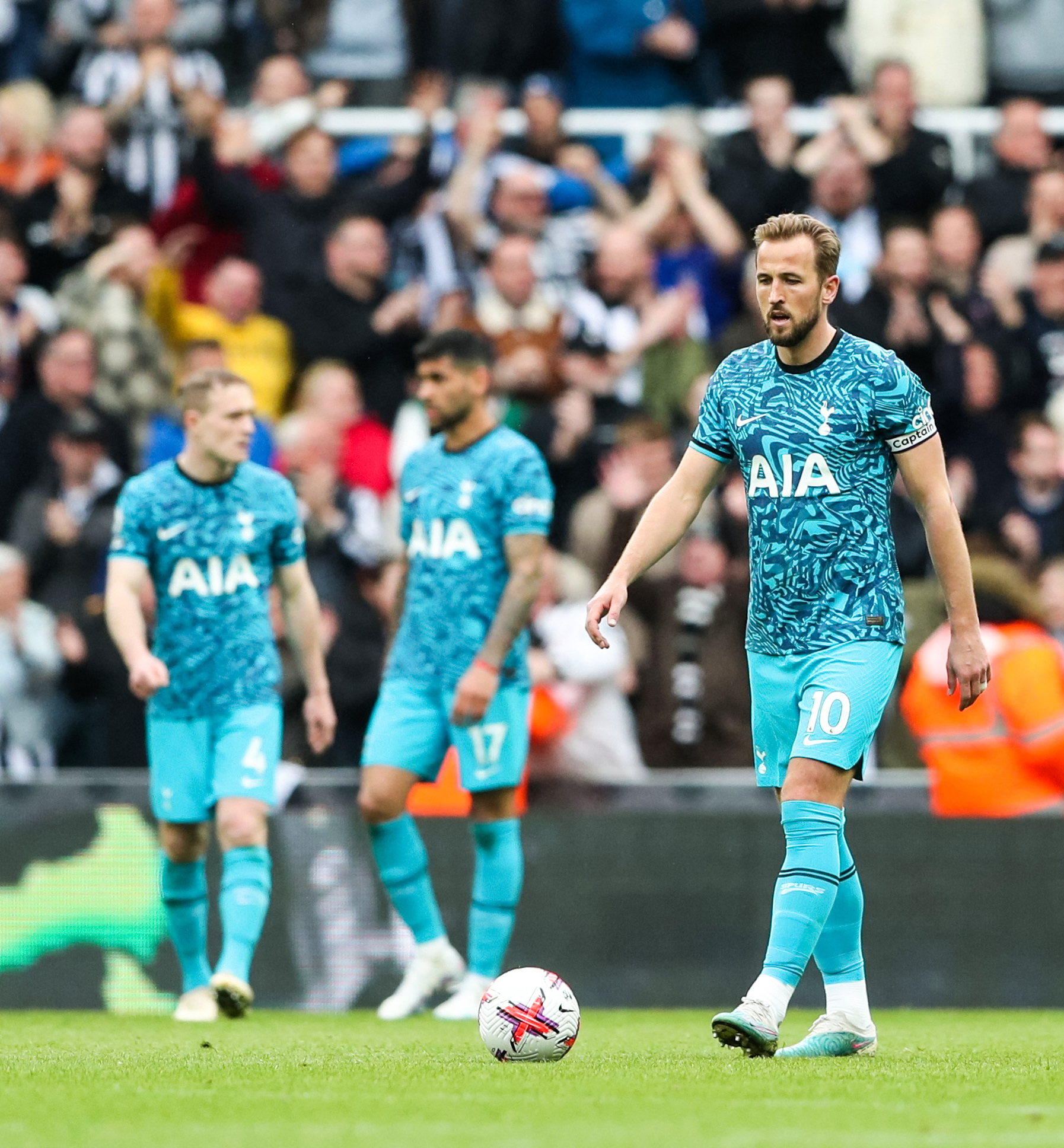 [閒聊] 熱刺球員退門票錢給球迷