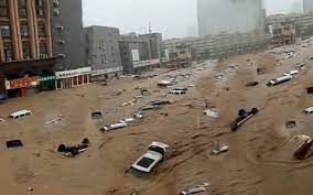 ECOWARRIORSS's tweet photo. The blue tick now have complete priority in their tweets and replies 
Since most of them are climate deniers and MAGA supporters 
Musk has given a major boost to climate deniers when our Earth climate is collapsing 
This is unforgivable https://t.co/jzyTsIUeXD