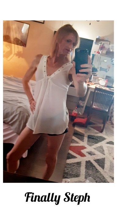 She has arrived &amp; Is here🥰😁🥰 https://t.co/A1h4LsGkMX