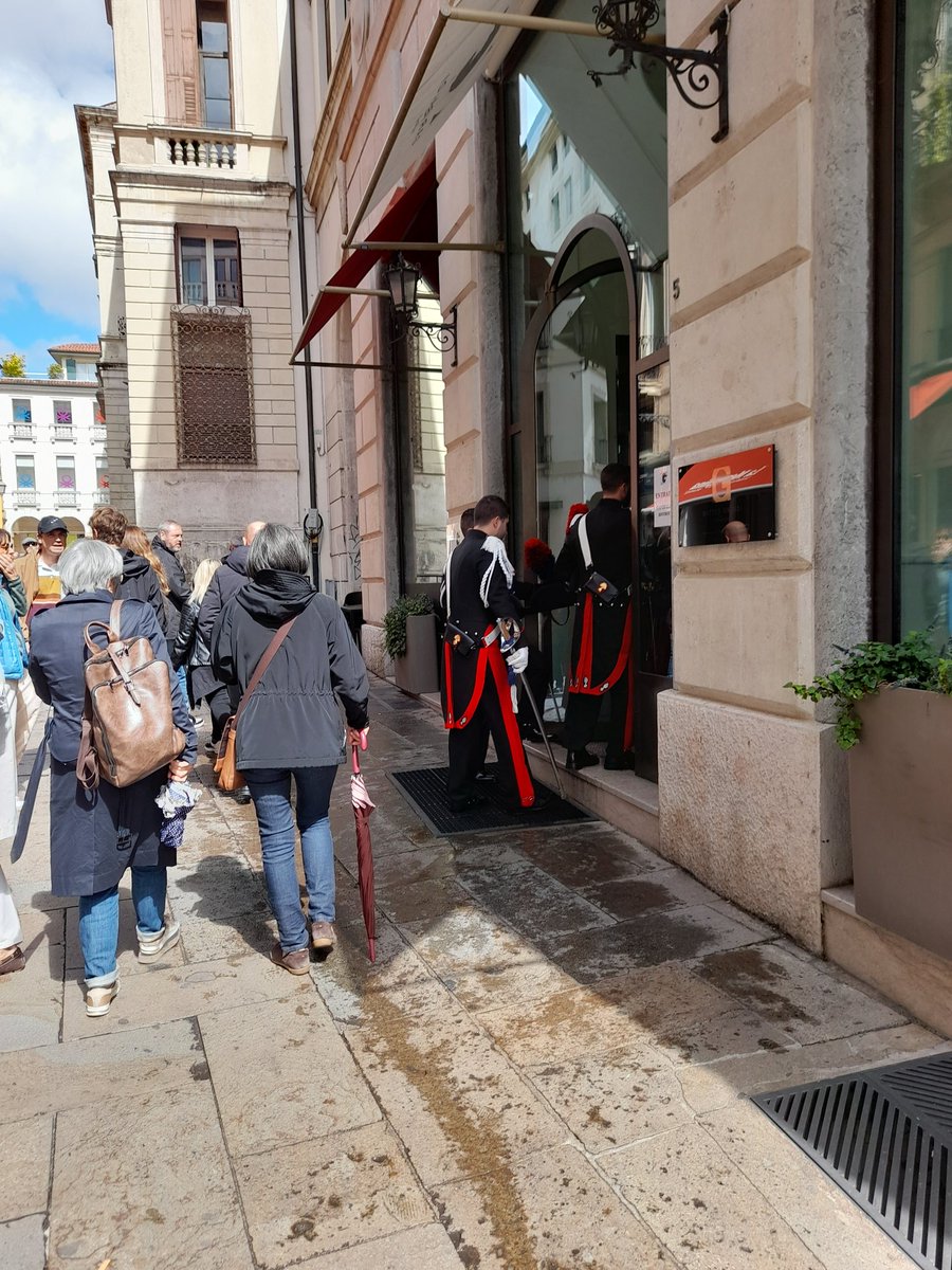 I was out and about again today. Lovely plentiful rain this morning and then sun late morning. It is liberation day today in Italy. The day the allies freed Italy at the end of the Second World War. As such it is a public holiday. There was a big gathering in Vicenza main square.