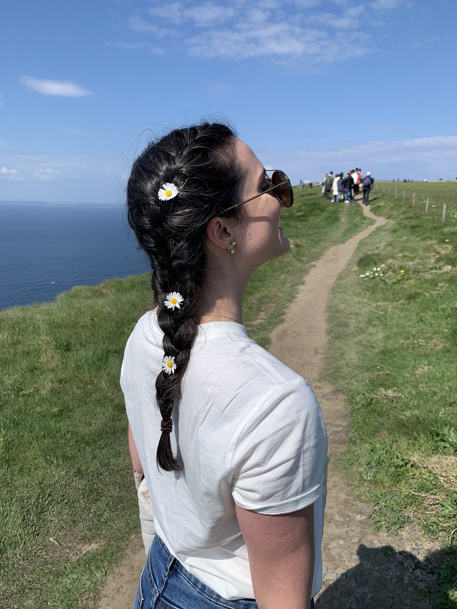 CaroLeyte's tweet photo. Cliffs of Moher 🌄 https://t.co/khKDcMZm3c