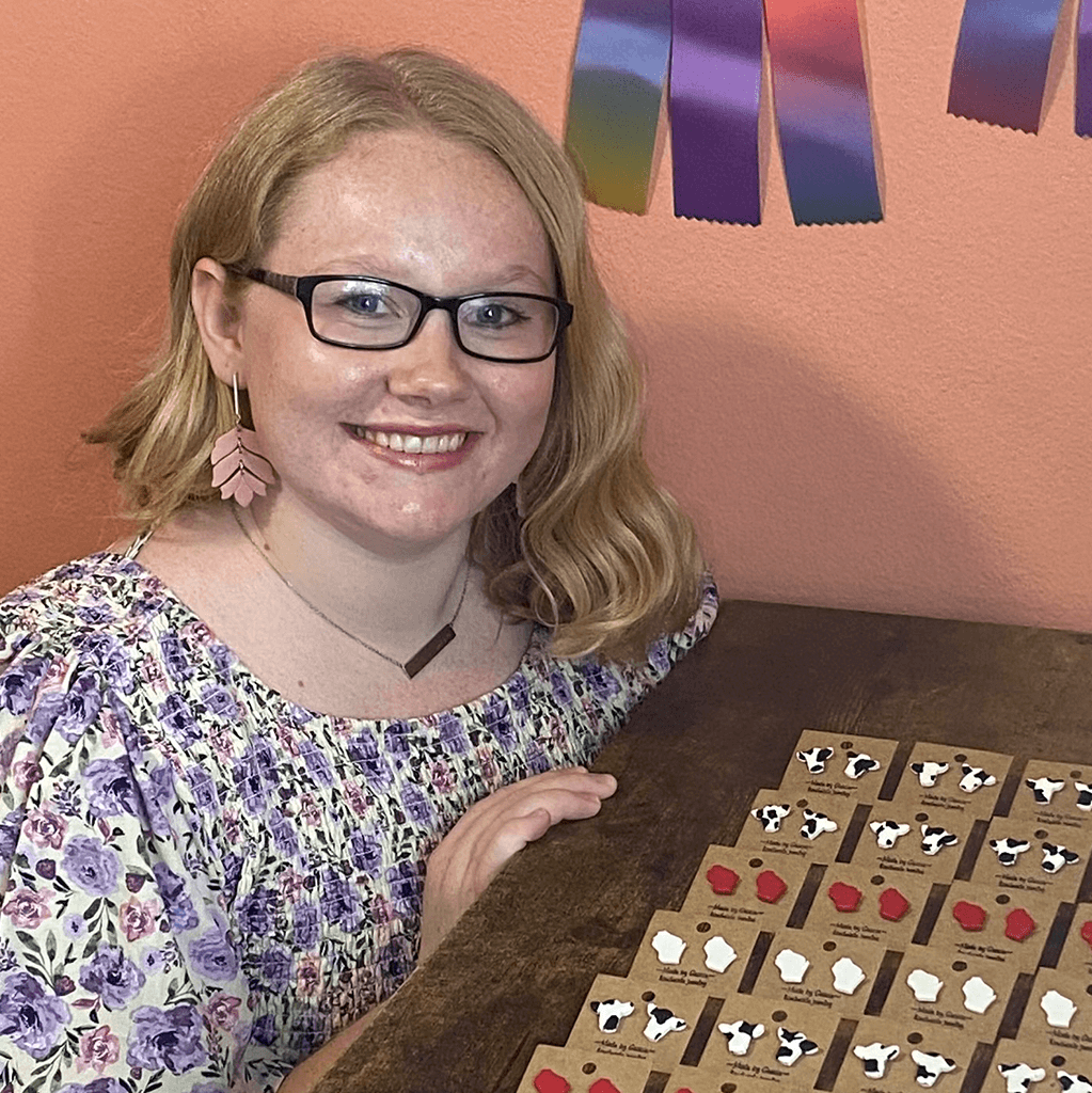DrinkWi's tweet photo. NEW earrings made by our youngest WI "Maker" 17-year-old Gracie! Also available at our gift shops in Wisconsin Dells and Door County (Fri and Sat). https://t.co/UUulkUEpa5 #WiMade #SupportLocal https://t.co/bNO7yGCKyn