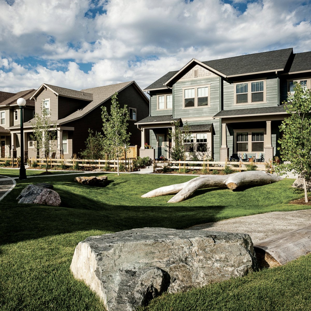 themaxcollab's tweet image. Central Park Denver (2002)—Forest City transformed all 7.5 miles of runways, concourses &amp;amp; terminals of the former Stapleton International Airport into a vibrant community—and the largest urban in-fill redevelopment in the country.