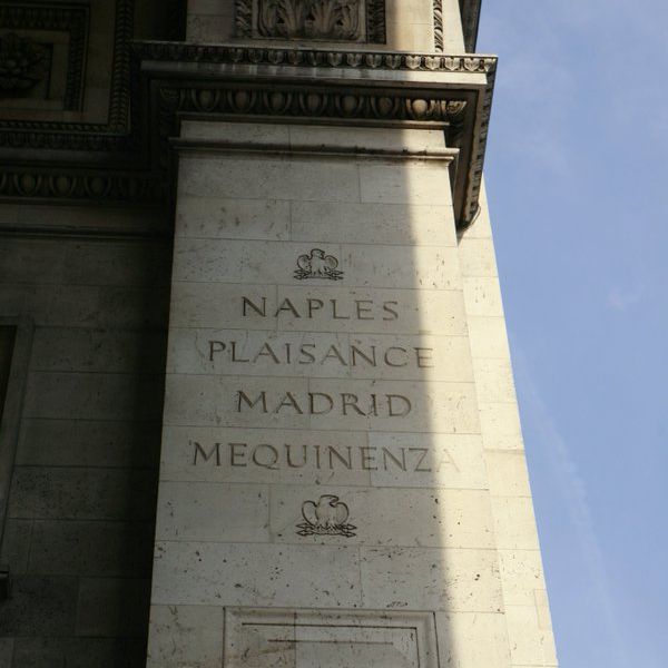 museumequinensa's tweet photo. 💥 Sabieu que el #setge francès de 1810 va marcar la història de #Mequinensa? 
🏰 Ho va fer tant, que el seu nom es va inscriure a l'#ArcdeTriomf de París 🇫🇷. 
🏛️ Veniu a conèixer aquesta història als #Museus de #Mequinensa!
https://t.co/NS8aqjBAay
#visitMequinensa #turisme https://t.co/oUdGmkJ34X