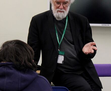 Bishop Rowan Williams, former Archbishop of Canterbury, recently visited Colyton Grammar School to talk with Year 9 and Year 12 students, discussing and answering questions. See the full story here  colytongrammar.com/131/latest-new… #bishoprowanwilliams #archbishopofcanterbury
