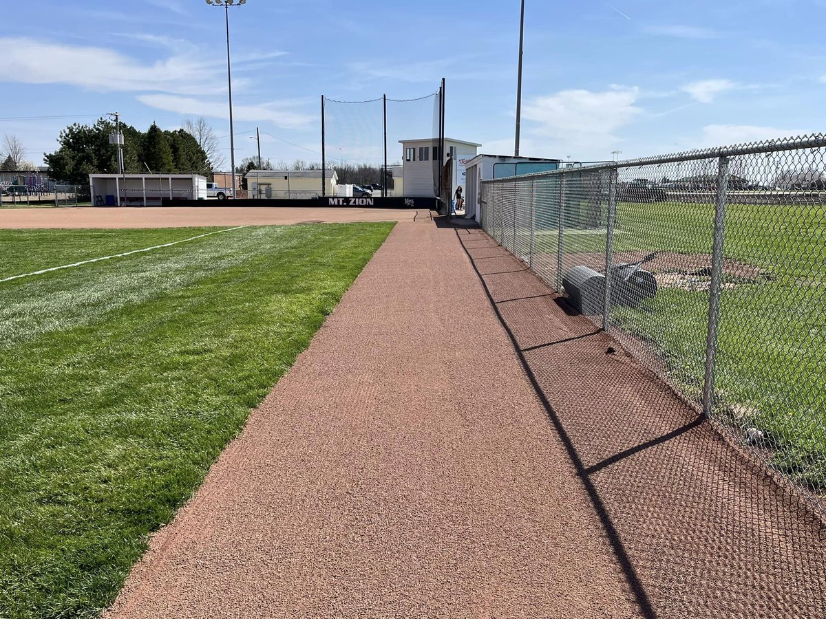 DuraEdge Products (@duraedge) on Twitter photo Check out these great before and after shots from a recent job by our friend <a href="/AndyOmmen1/">Andy Ommen, CSFM</a> and <a href="/ProfOutdoorSol/">Professional Outdoor Solutions</a>. The importance of a good warning track is undervalued. It's not only good for aesthetics/drainage, but safety as well. DuraTrax crushed brick was used in this project. Check out these great before and after shots from a recent job by our friend <a href="/AndyOmmen1/">Andy Ommen, CSFM</a> and <a href="/ProfOutdoorSol/">Professional Outdoor Solutions</a>. The importance of a good warning track is undervalued. It's not only good for aesthetics/drainage, but safety as well. DuraTrax crushed brick was used in this project.
