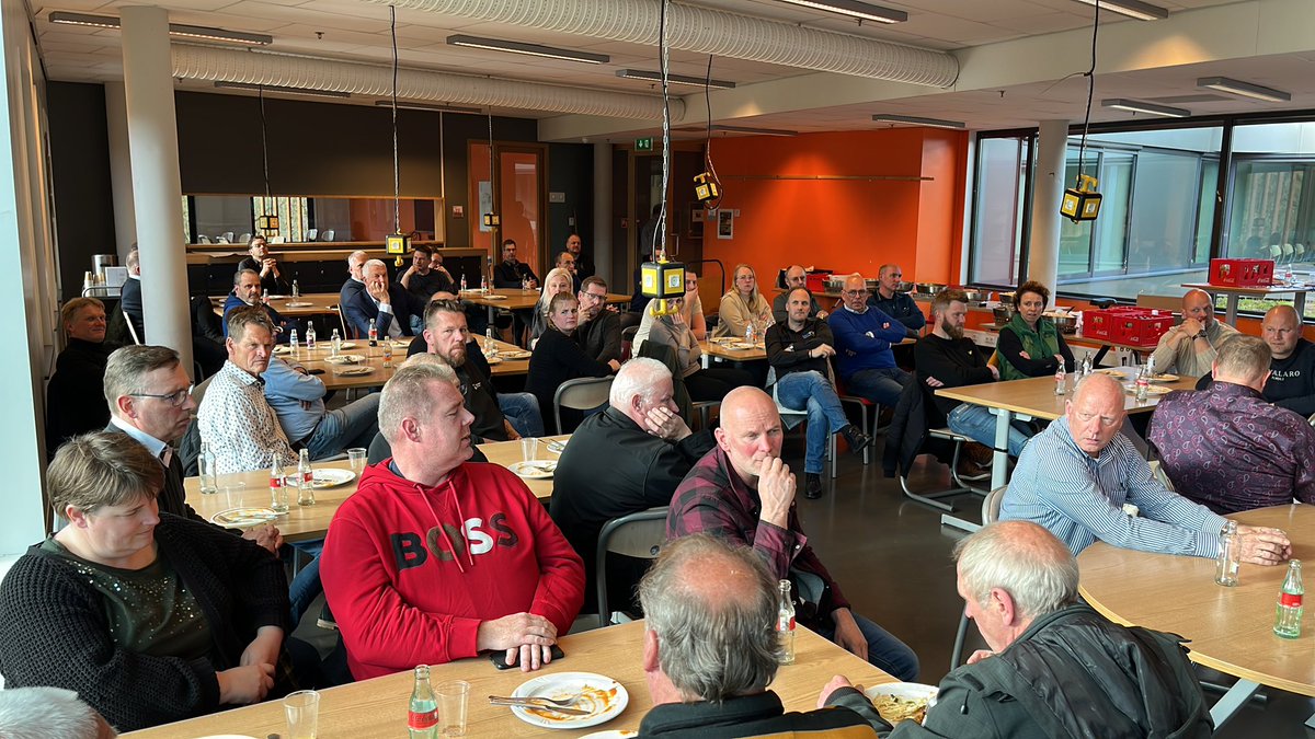 Stagebedrijven bijeenkomst #noorderpoort Stadskanaal 67 betrokken vertegenwoordigers van bedrijven die meepraten over stage.