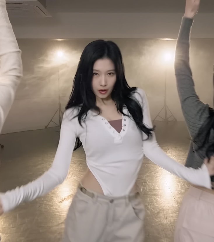 sanaphotos's tweet image. this SANA