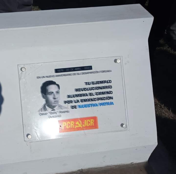MyrianCarballo5's tweet photo. Hoy participe junto a mi Partido en el acto homenaje a Cesar"Gody Alvarez en Bolívar, estuvieron presentes compañeros y compañeras con sus delegaciones de CABA, MATANZA, ZONA SUR,  QBV, MAR DEL PLATA , LA PLATA Y LA PAMPA.
Además de BOLIVAR https://t.co/S1XGcC1ye2
