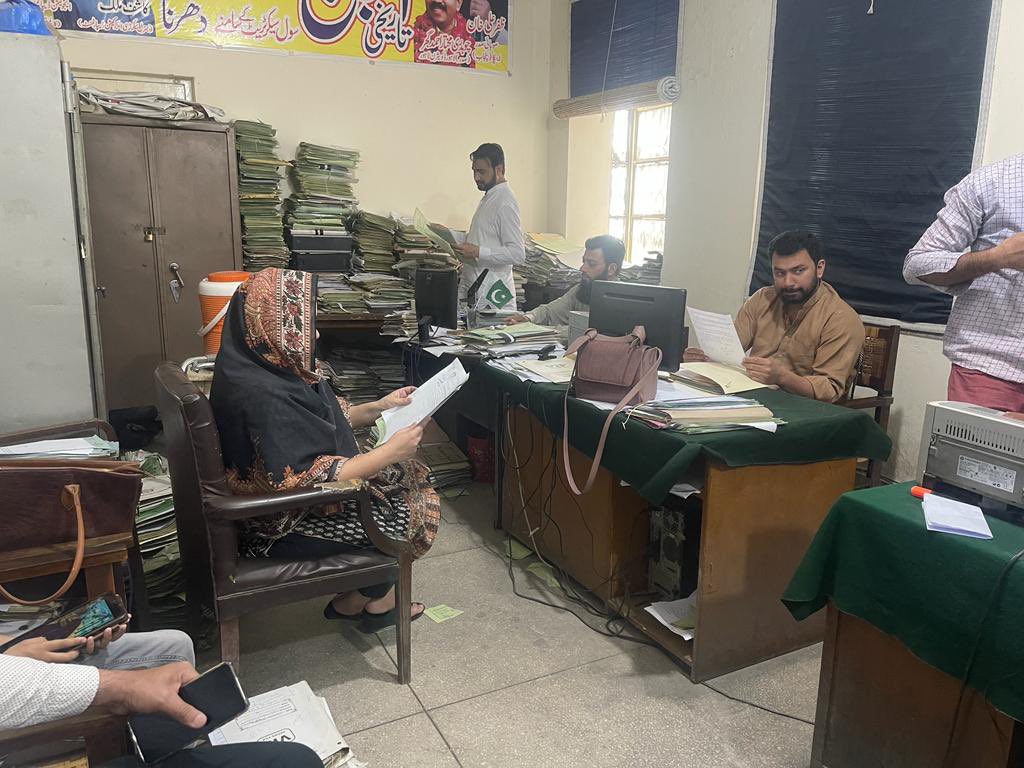 Career progression is the ultimate motivation a professional could get. During these Eid vacations we at Higher Education Department worked tirelessly to complete the service record of 2015 teachers across Punjab province. This is and shall be the highest point ever that 1/2