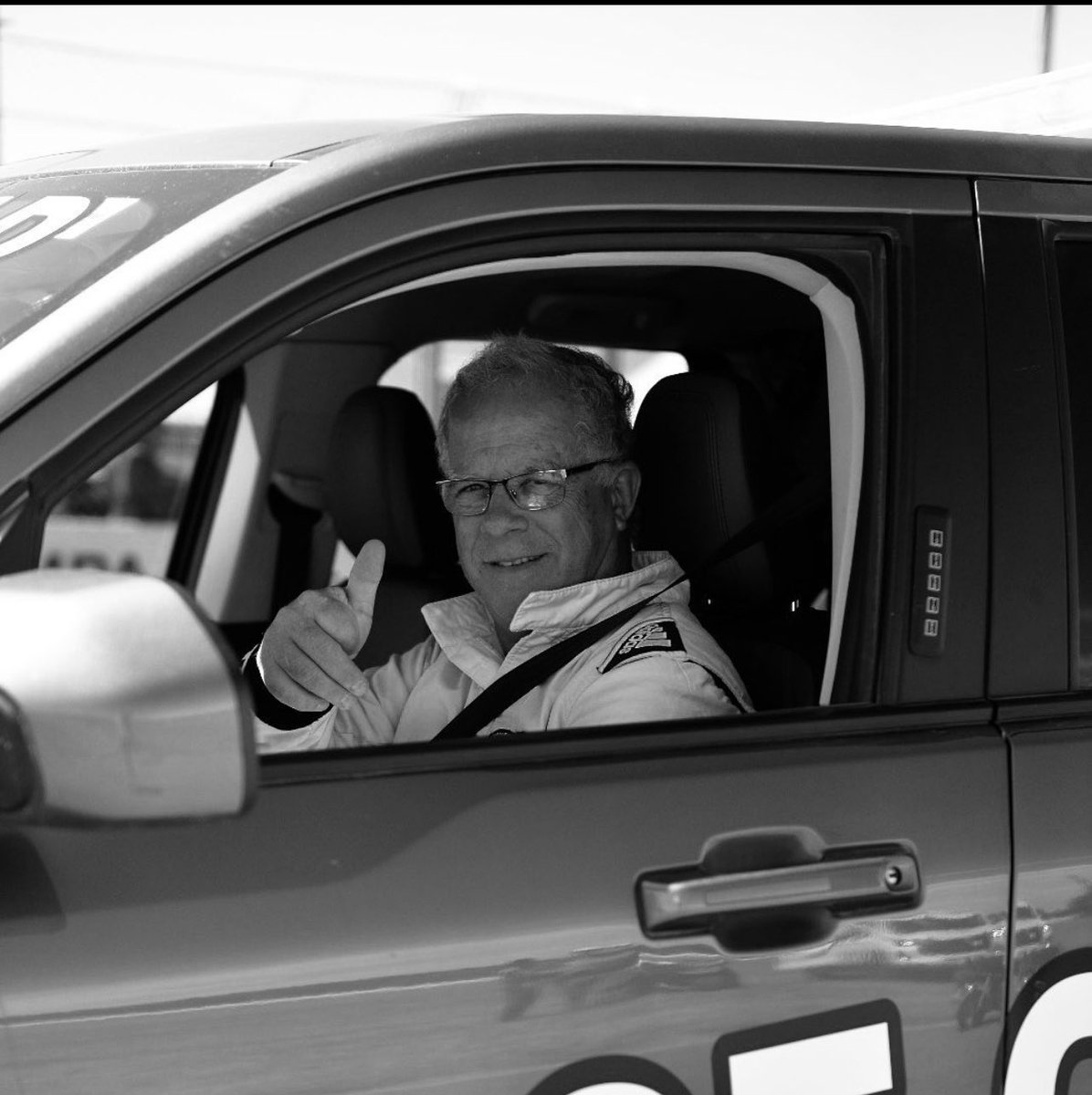 Lamentamos informar el fallecimiento de nuestro amigo Roberto “Tito” Urretavizcaya.

La familia Catalán Magni y su equipo acompaña con un sentido abrazo a su esposa Marcia, Tomás, familiares y allegados.

Hasta siempre Tito, te vamos a extrañar 🕊️