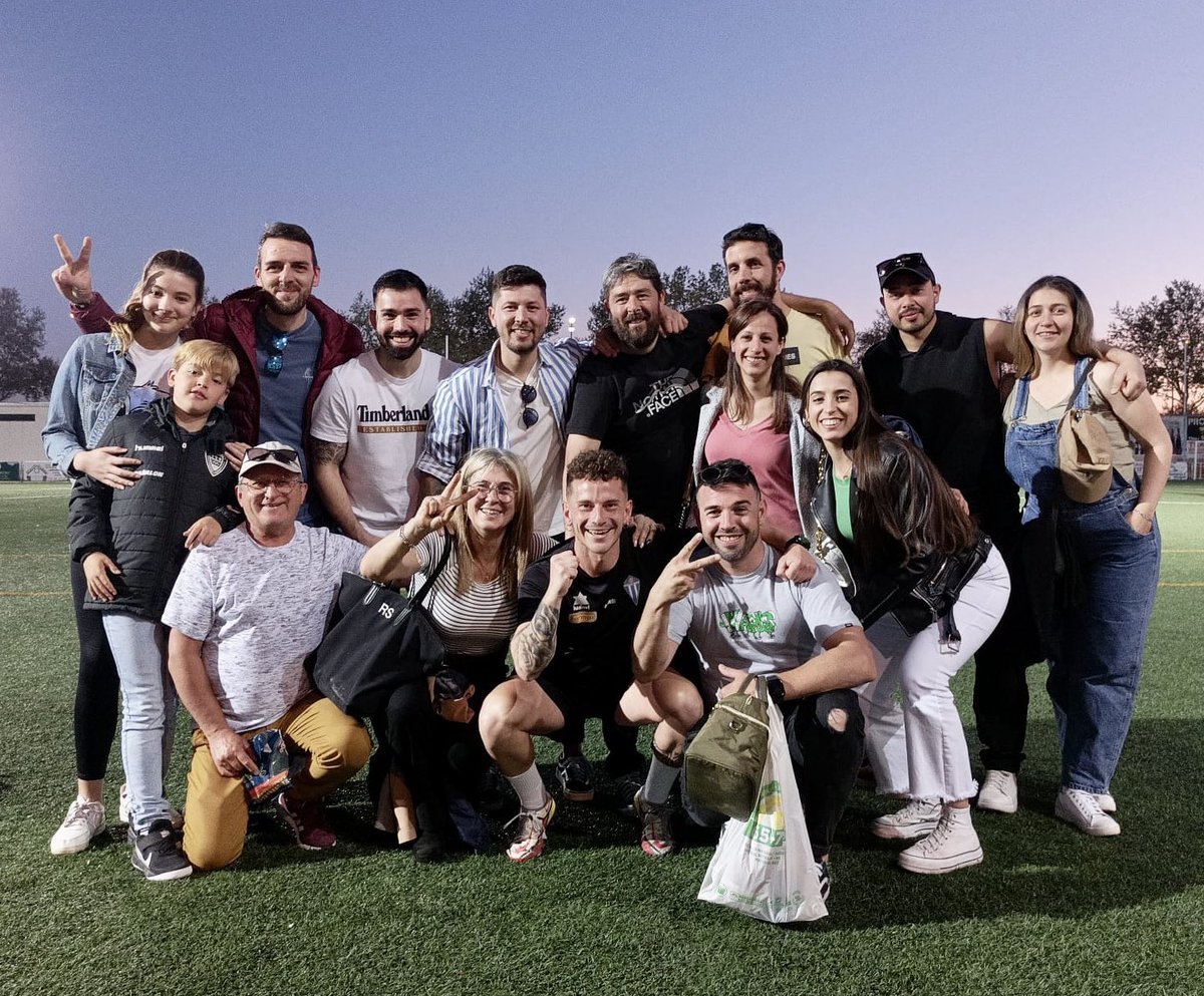 El Club y su gente merecían volver a disfrutar de algo así, pero queremos más 🔵⚪️

Play Off 🎯✅