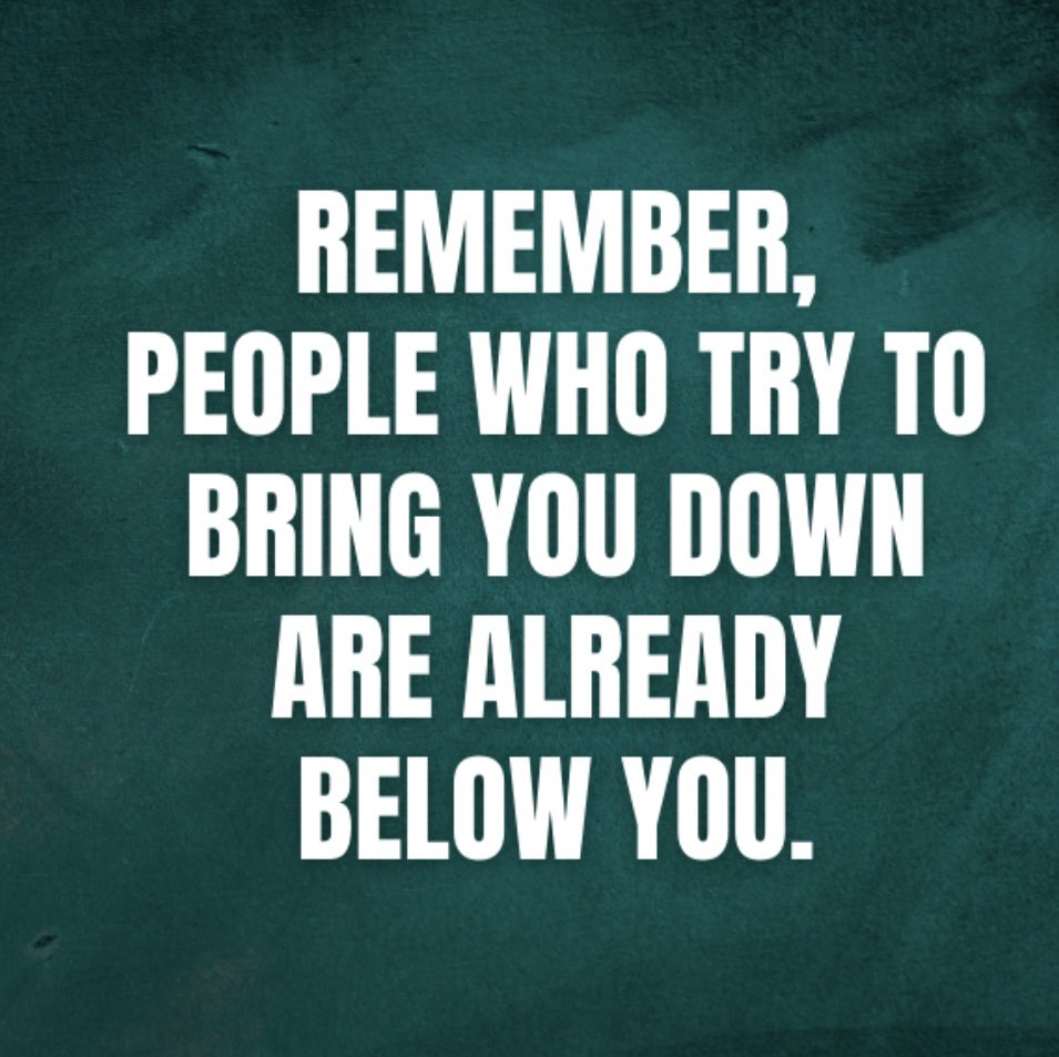 Matthew E Fox tweet media