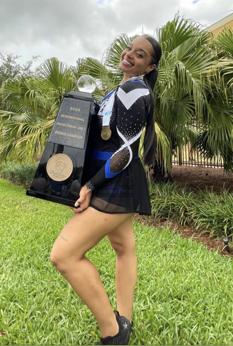 CanadianCheerUpdates tweet media