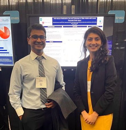 Our brilliant co-director, Dr. Sahar Zafar and our research fellow, <a href="/PoojithDr/">Poojith Nuthalapati</a> presenting on behalf of our research fellow <a href="/aemaz100/">Muhammad Aemaz Ur Rehman</a> at <a href="/AANmember/">American Academy of Neurology</a> conference in our hometown, #Boston !
#NeuroTwitter #Neurology #MedTwitter