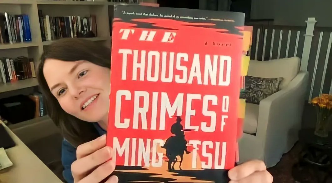 jmo_fan_'s tweet photo. ๐ For the #WorldBookDay we find @jenmorrisonlive during #A3cReads season 1 interview on @Apartment3C YouTube channel
With :
โข "All My Puny Sorrows"
โข "The Thousand Crimes of Ming Tsu"
โข "Filthy Animals"
โข "The Hare"
๐๐ป Please Credit https://t.co/9Yh8vqbCtZ