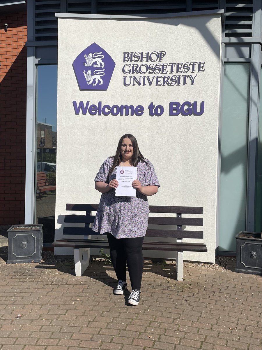MissJohnson110's tweet photo. The obligatory dissertation photos from last week 👩‍🎓📚✅
One step closer to graduation @bgupri #traineeteacher #graduation #Dissertation @LReddick410 @BownRhyanne @MissMolloy1888 https://t.co/cq0iI0CWTc