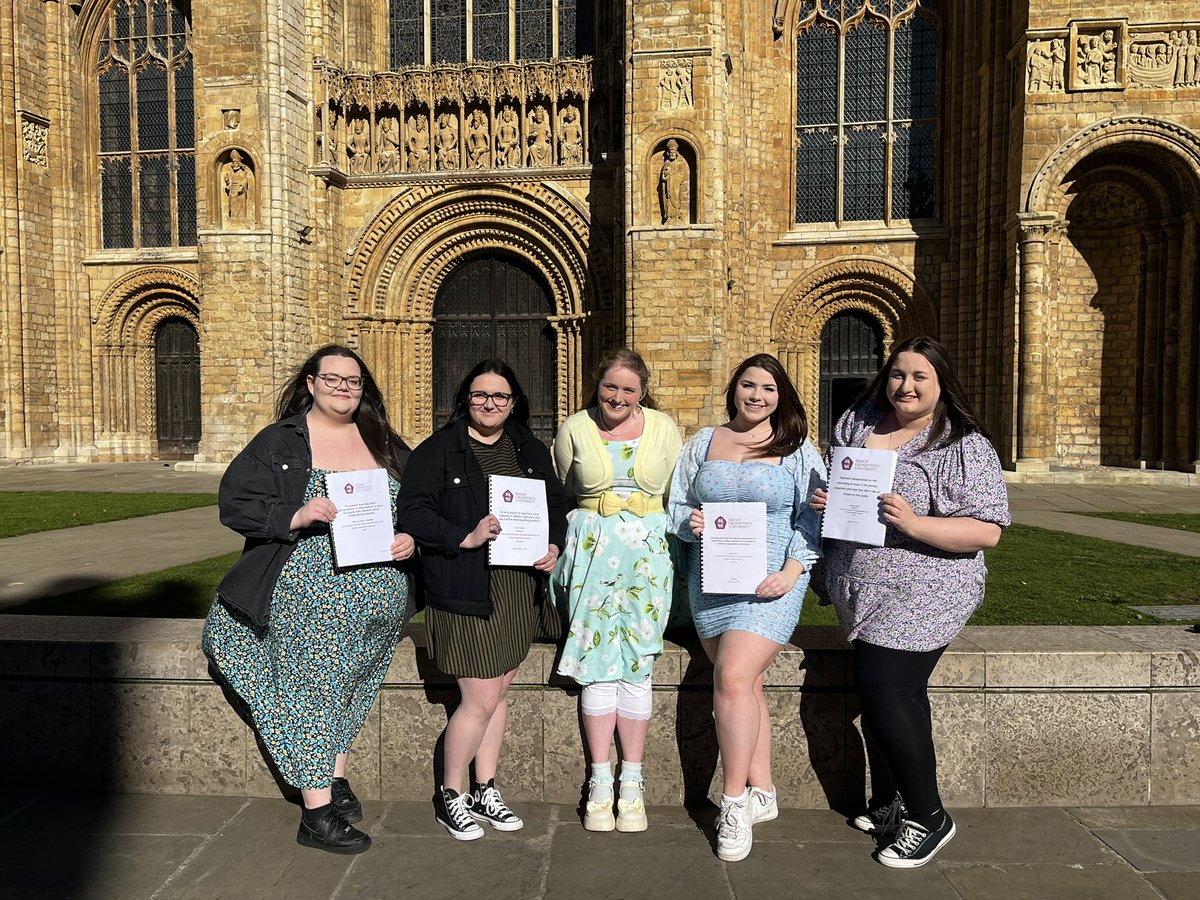 MissJohnson110's tweet photo. The obligatory dissertation photos from last week 👩‍🎓📚✅
One step closer to graduation @bgupri #traineeteacher #graduation #Dissertation @LReddick410 @BownRhyanne @MissMolloy1888 https://t.co/cq0iI0CWTc