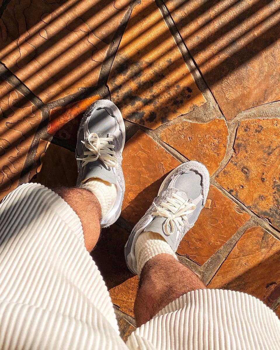 thedropdate's tweet photo. Protection Pack season...
-
Shop the New Balance 2002R 'Protection Pack' via the link! https://t.co/qGNmcbfTta
Imagery courtesy of @liamxswartz 🎯
#thedropdate #newbalance #2002r #protectionpack #nb2002 https://t.co/21aBOuJTw5