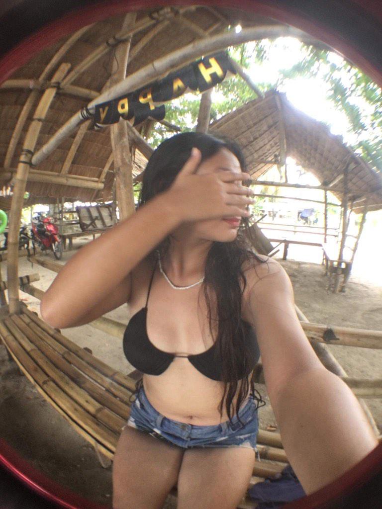 kythebabe's tweet photo. sittin' pretty🤪 https://t.co/HVisQTbTDc