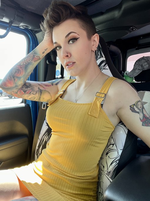 my mission is to help you, and I'm not giving up on my mission🧡 https://t.co/qlAYsn9s9X<a href="/tag/saintpatricksday"class="tags"><span>#saintpatricksday</span></a>