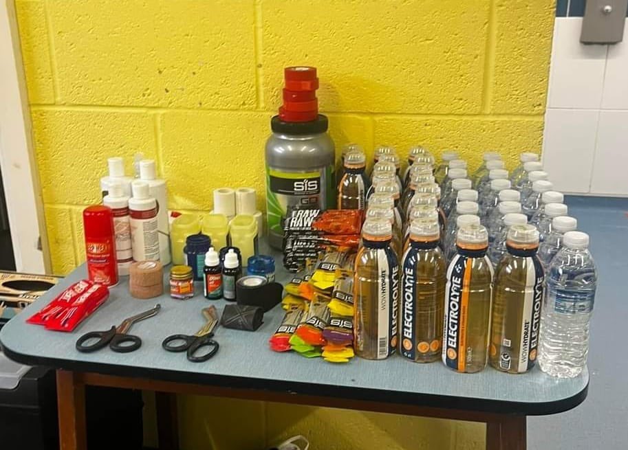officialswifts's tweet photo. A big thanks to our changing room suppliers @ChangingRoomEst for their continued support with our pre match hydration this year 💧 https://t.co/DRuiBmoiSs