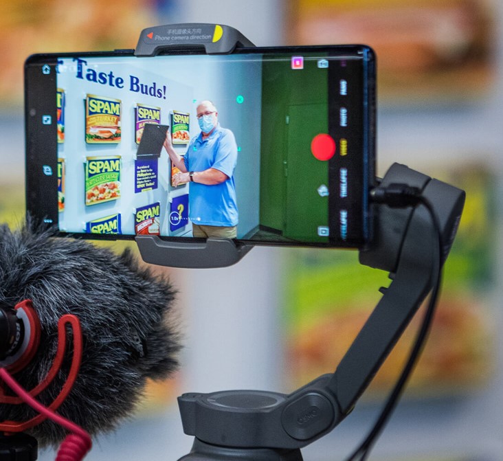 Email us at spam_museum@hormel.com to schedule a free Zoom tour!