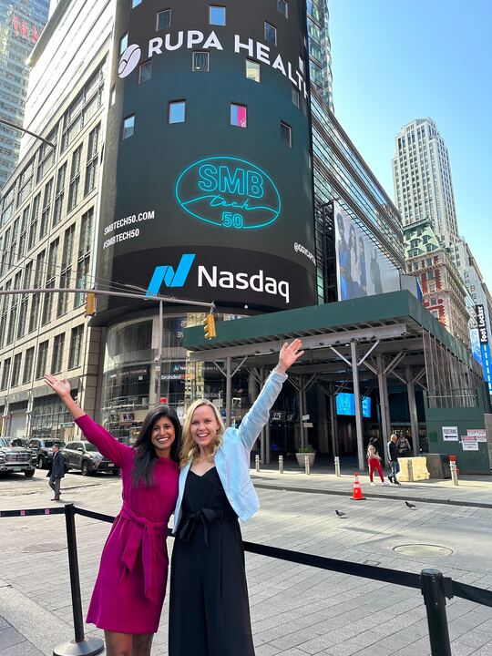 Rupa_Health's tweet image. We&apos;re so honored to be recognized on the Nasdaq tower for being one of the Top 50 Companies in SMB! Shoutout to the entire Rupa team and the blood, sweat, tears, urine, stool, and DNA that’s gone into building this company. 🎉 Still just the beginning! #SMBTech50