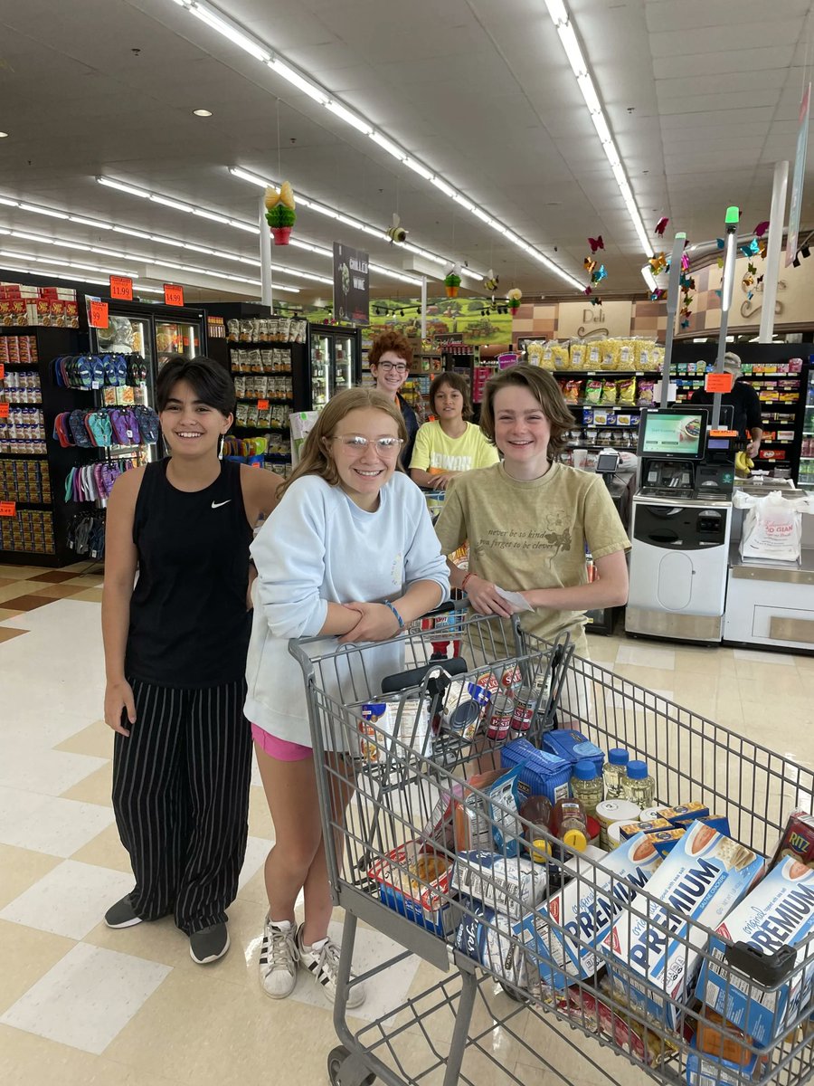 AnthonySchool's tweet photo. Student Council Shops for @FoodRescueAR! Student Council members shopped for canned goods to help Potluck Food Rescue. Between the items they purchased and the items that our community members donated, we were able to supply Potluck with 500 lbs of food! #TAScommunity https://t.co/7CzZ1IwxJI
